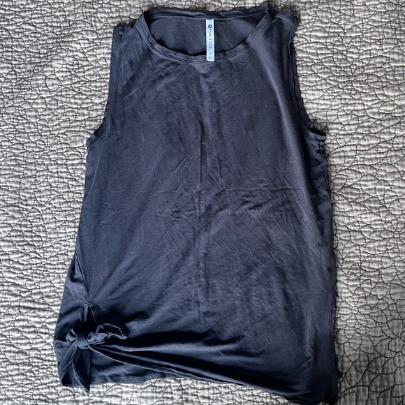 Fabletics muscle tank - Picture 1 of 5